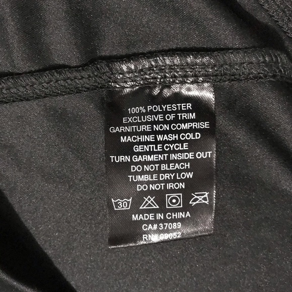 SOMBRIO by Sugoi Black Mountain Cycling Jersey. - Picture 4 of 12